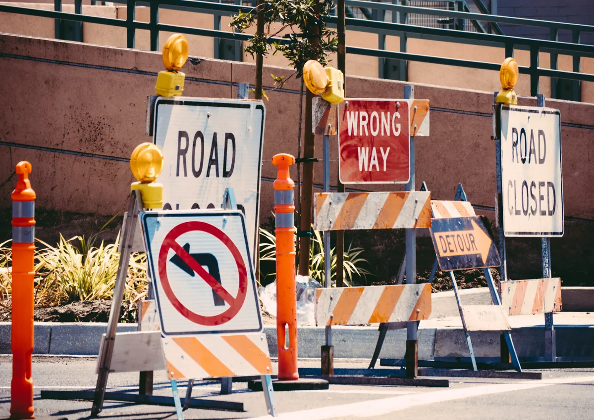 Image of road construction to represent the prevalence of it in Las Vegas and the driving risk